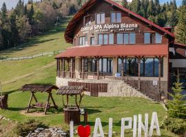 Complex Turistic Alpina Blazna Sant, hotel with hot tubs in Şanţ