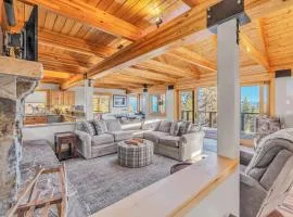 Summit and Shore Hideaway
