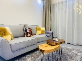 Refined 1BR With King Bd, Pool & Gym in Kileleshwa, hotel in Gatunga