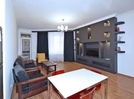 Northern Avenue, 2 bedrooms Luxury & GRAND apartment HH556