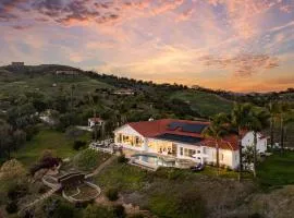 Monserate Wine Country w Infinity Pool Views