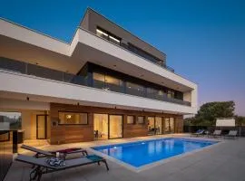 Villa Old Olive VI by Vivi Rent