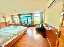 Flaco Hostel - Trekking, Tour, Bus ticket