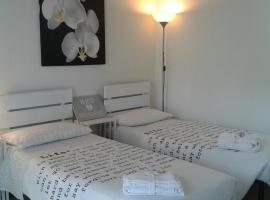 La Casa Di Emma, bed and breakfast en Rozzano