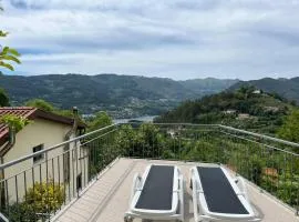 Casa de Casarelhos - Terraço - Vistas rio e serra