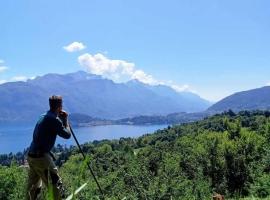 Chalet Como Lake - Dreamy Retreat, footpath only, chal&eacute; alpino em Griante Cadenabbia