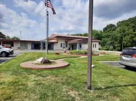 Americas Best Value Inn Moline