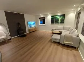 Private 4 bedroom getaway in Lofoten