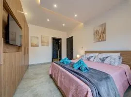 Trident Cove Holiday Home
