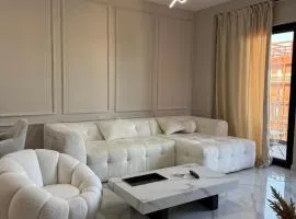 Darin Home