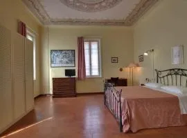 Corte Fitti rosa