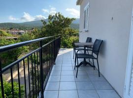 Green Apartment, Hotel in Sreser