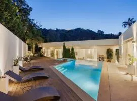 New Listing Mountainside Villa by Colby & Conrad
