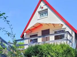 Amazing Home In Brodnica Górna