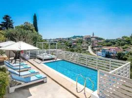 Villa Observer by Villa Plus