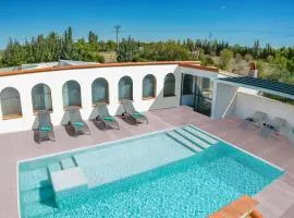 Villa Saffron by Villa Plus