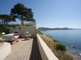 House 5 rooms with garden near the sea