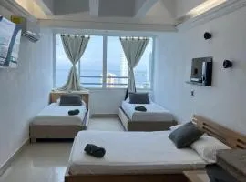 Lovely I bedroom with pool and views