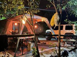 Tapian Ratu Camp, hotel in Bukittinggi