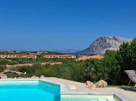 Villa Capo Coda Cavallo Baia Salinedda