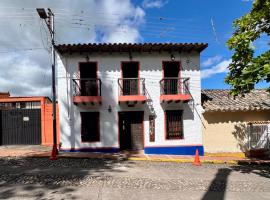 La casa Gallega, hotel near San Antonio Airport - SVZ, Peribeca