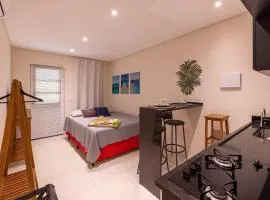 Estudio Mar´Bella 100m Praia Caminho de Moisés c/ Cozinha, Garagem privado, ArCond e Wifi