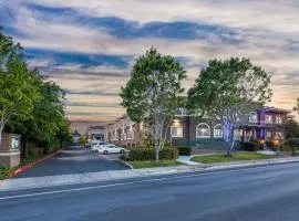 Holiday Inn Express & Suites Mountain View Silicon Valley by IHG