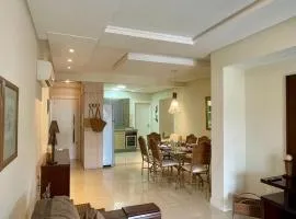 Apartamento Luxo Centro com Suíte, Sacada, Garagem, Garage