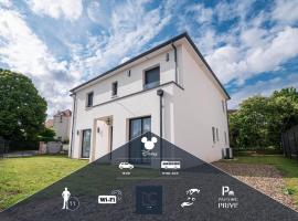 Enchanted house Disneyland Paris, holiday home in Mont&eacute;vrain