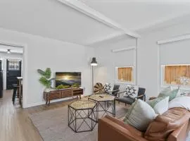 Balboa Island Cottage Air Conditioning Newport Peninsula Ferry Close