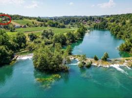 Family friendly house with a parking space Mihalic Selo, Karlovac - 22351, hotel in Duga Resa