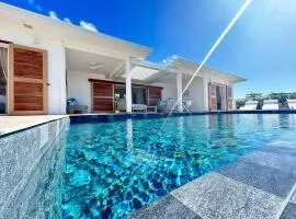 Villa Olina vue mer, jardin piscine