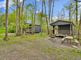 Family Cabin full bath