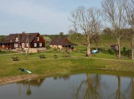 Ēmužas, hotelli kohteessa Dārte