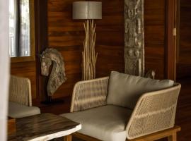Anna Villas by Sumba-Beach, hotel u gradu Memboro