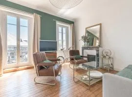 Élégant appartement place du Marché, 2 chambres, tout confort