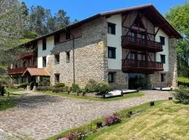 Hotel-Apartamento Rural Atxurra
