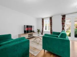 Pendlebury House Free Parking By City SuperHost