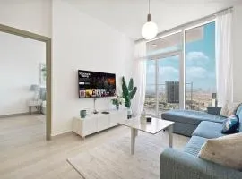 Luxury One-Bedroom Apartment in Bloom Heights