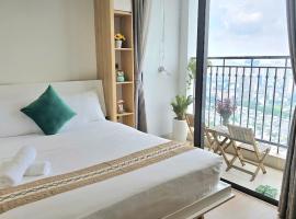 Vinhomes Greenbay Studio Lake view #Jerry's House, ξενοδοχείο στο Ανόι