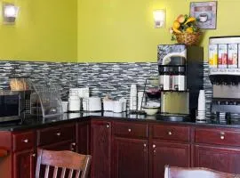 Super 8 by Wyndham South Boston VA