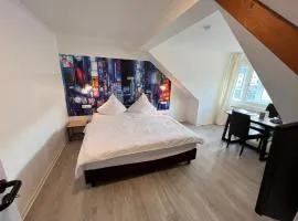 Hotel Bitzer Backnang Zentrum 24h CHECK IN HIGHSPEED WIFI BAHNOF 500m