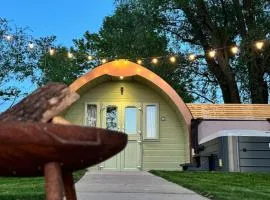 1 Willowmere Lakeside Hideaway