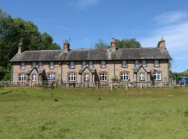 3 Railway Cottages