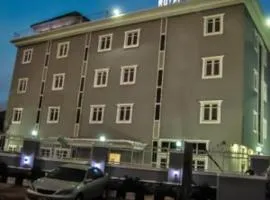 Royal Jatoz Hotel and Suites
