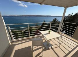 Apartments Neno, ξενοδοχείο σε Ribarica