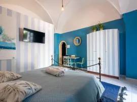 Blue Eyes – Cozy Stay