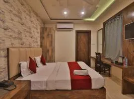 Grand Janki Most Premium and Luxury Family Preferred Hotel in Varanasi Near Kashi Vishwanath Temple With Free Parking And Free Wifi