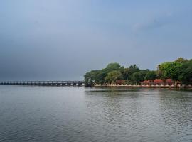 KTDC Kumarakom Gateway Resort, hotel em Alappuzha