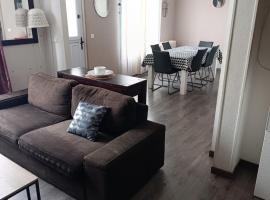 Vacances comme à la maison, Hotel in Arnouville-lès-Gonesse